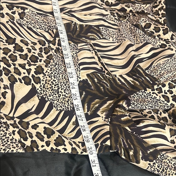 Chic Animal Print Blazer - Picture 10 of 10